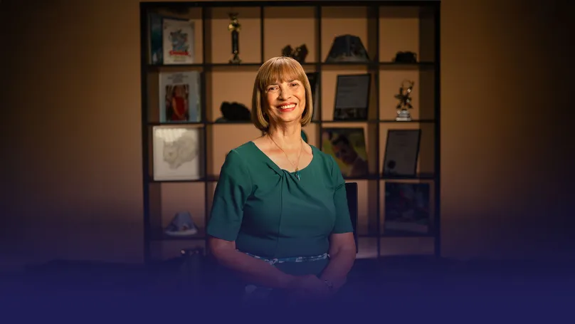Image of Jill smiling.